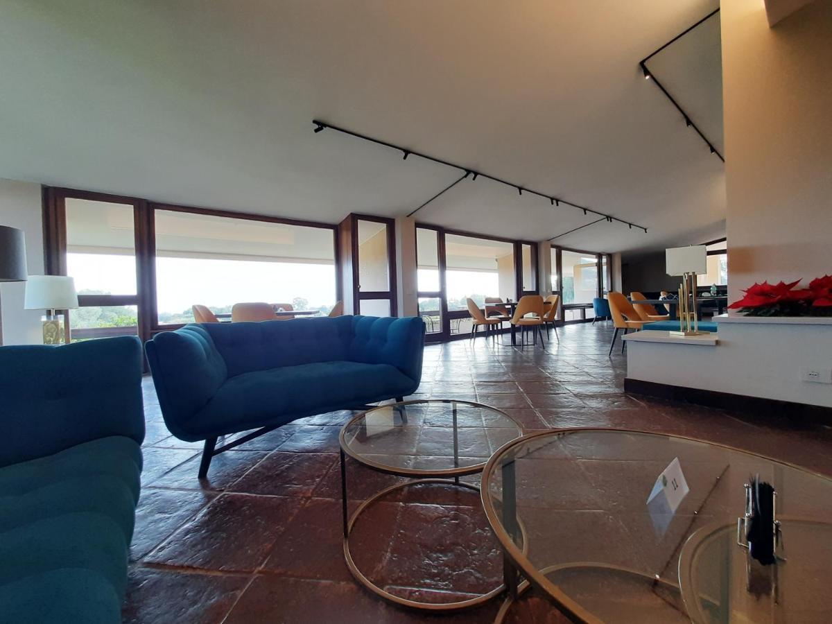 Golf & Sea Residence Is Molas Пула Екстериор снимка