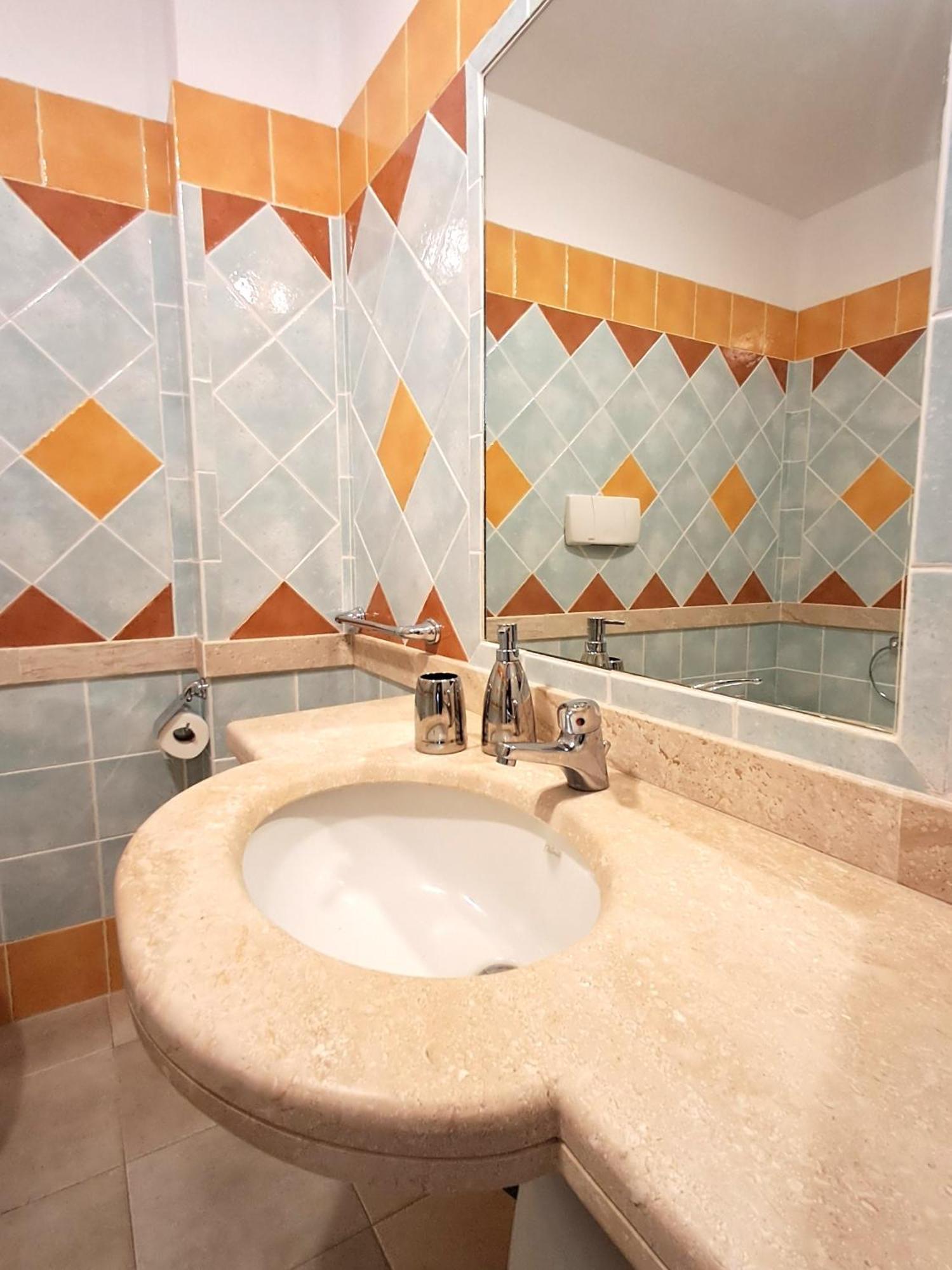 Golf & Sea Residence Is Molas Пула Екстериор снимка