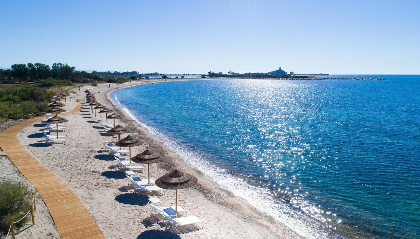 Golf & Sea Residence Is Molas Пула Екстериор снимка