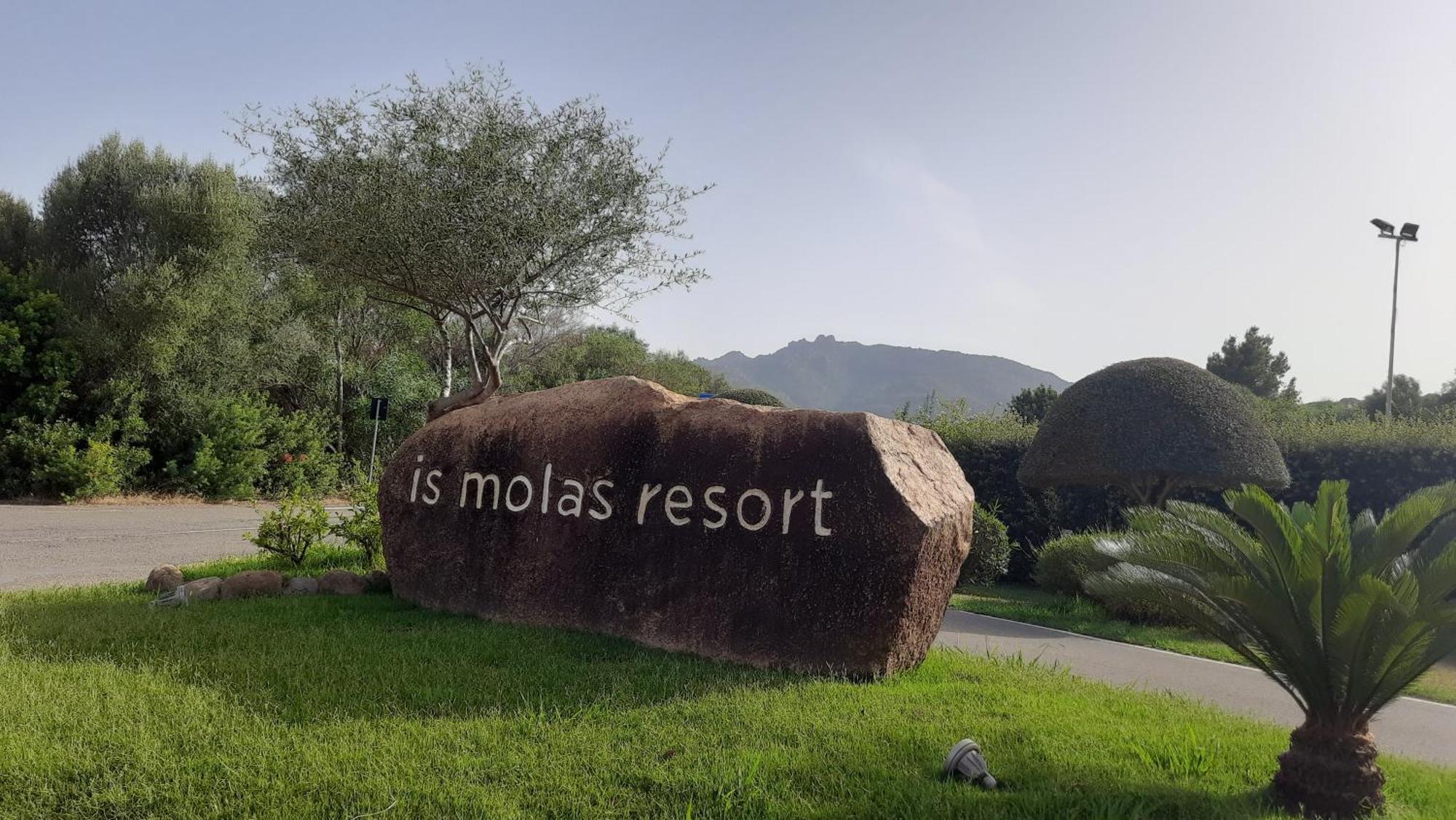 Golf & Sea Residence Is Molas Пула Екстериор снимка