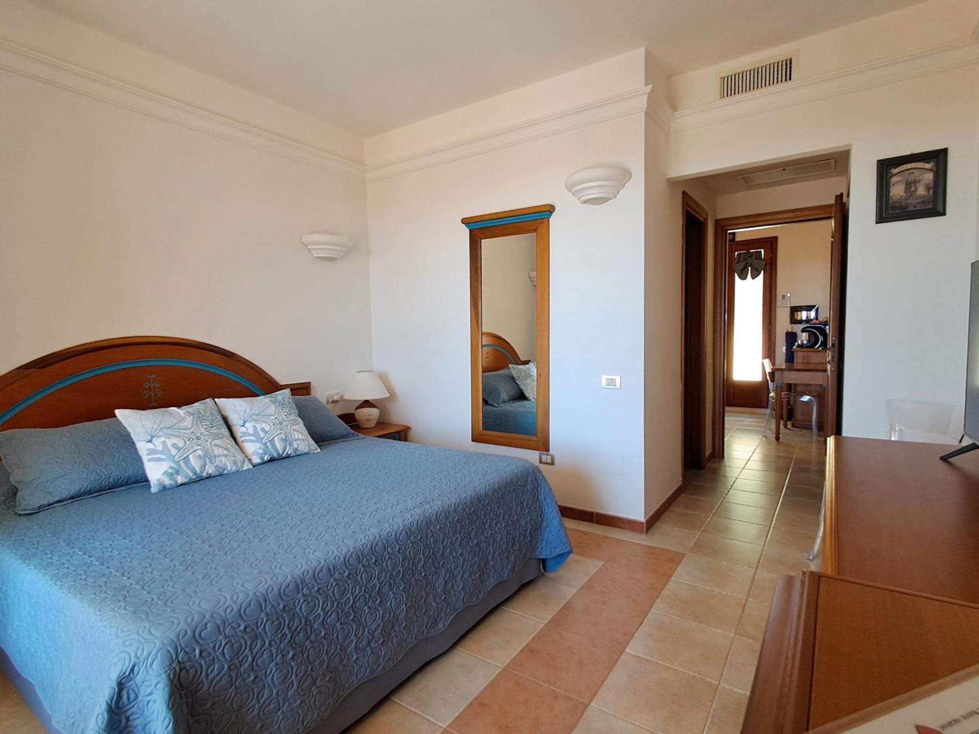 Golf & Sea Residence Is Molas Пула Екстериор снимка